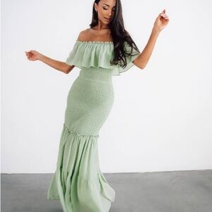 Off-Shoulder Green Maxi Dress